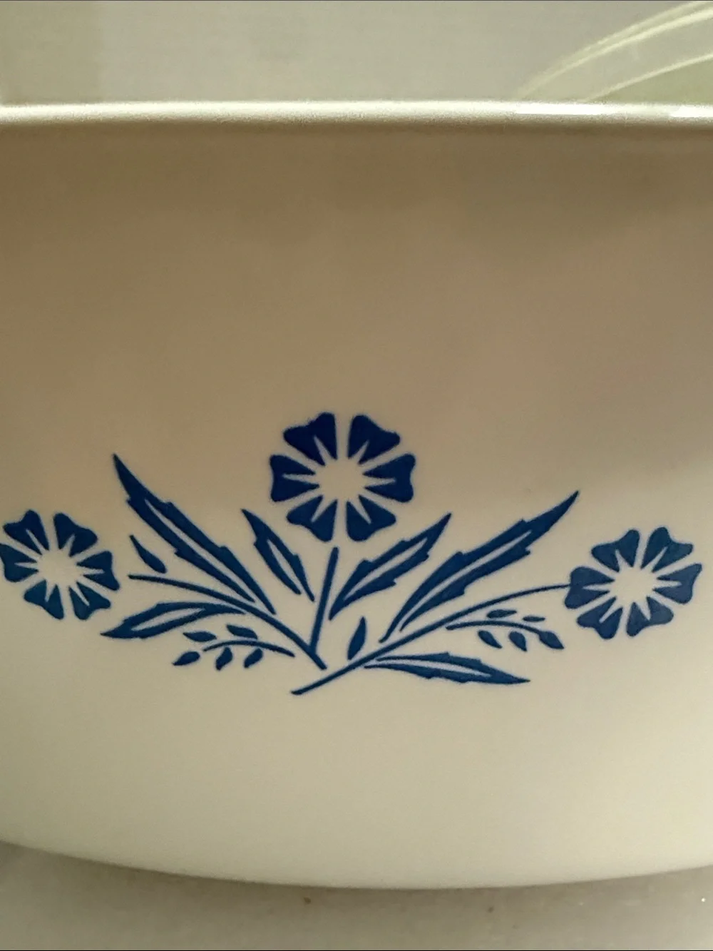White Ceramic Casserole Dish with Glass Lid - Blue Floral 2 1/2 QT